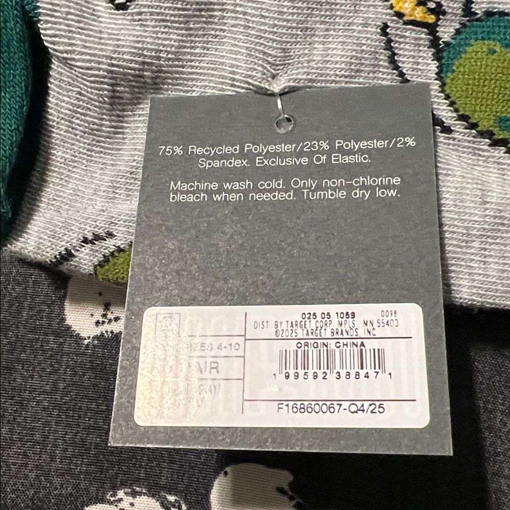 NWT Hello Socks Low-Cut Pickle Pattern Socks - Picture 5 of 6